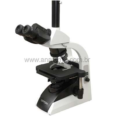 MicroscópioBiológico Trinocular com Aumento de 40x até 1.000x ou 40 até 1.500x(opcional), Objetiva Planacromática Infinita e Sistema de Iluminação de Alto Brilho